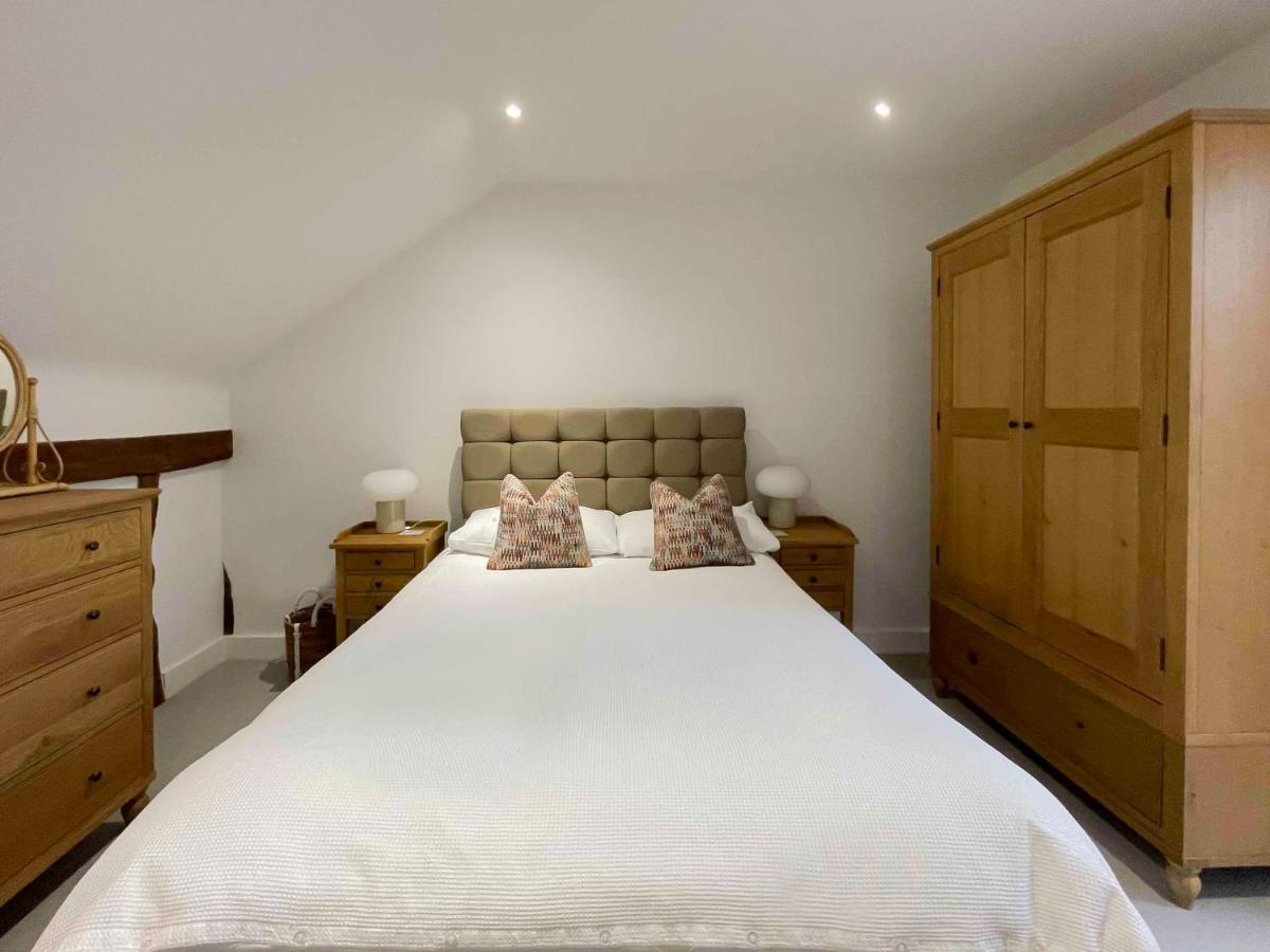 Immaculate Barn Annexe Close To Stansted Airport Грейт Дънмоу Екстериор снимка